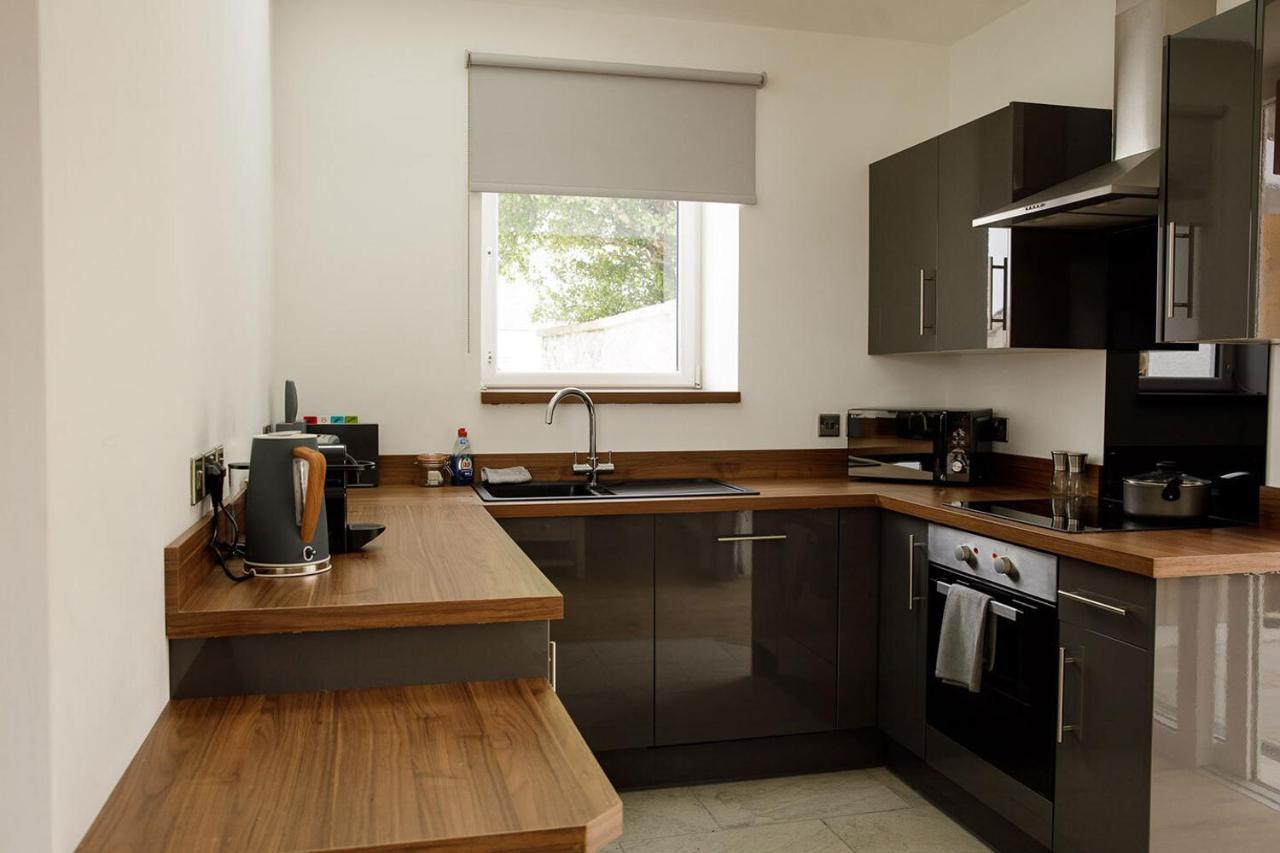 House Of Juniper - Luxury Accessible Apartment Бродфорд Екстер'єр фото